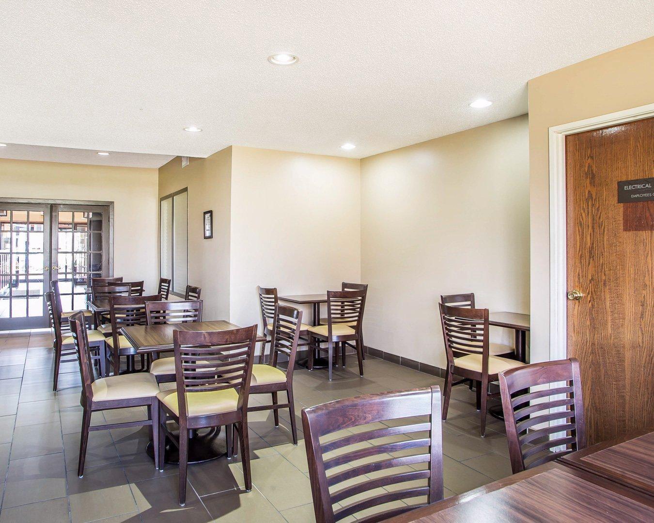 Comfort Suites Near I-80 And I-94 Lansing Exteriör bild