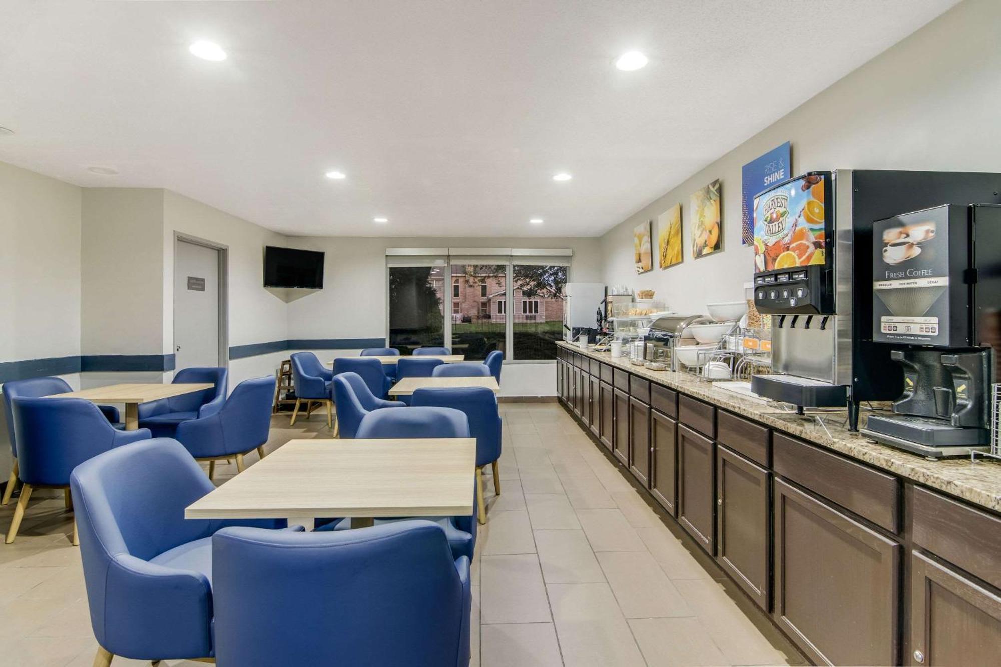Comfort Suites Near I-80 And I-94 Lansing Exteriör bild